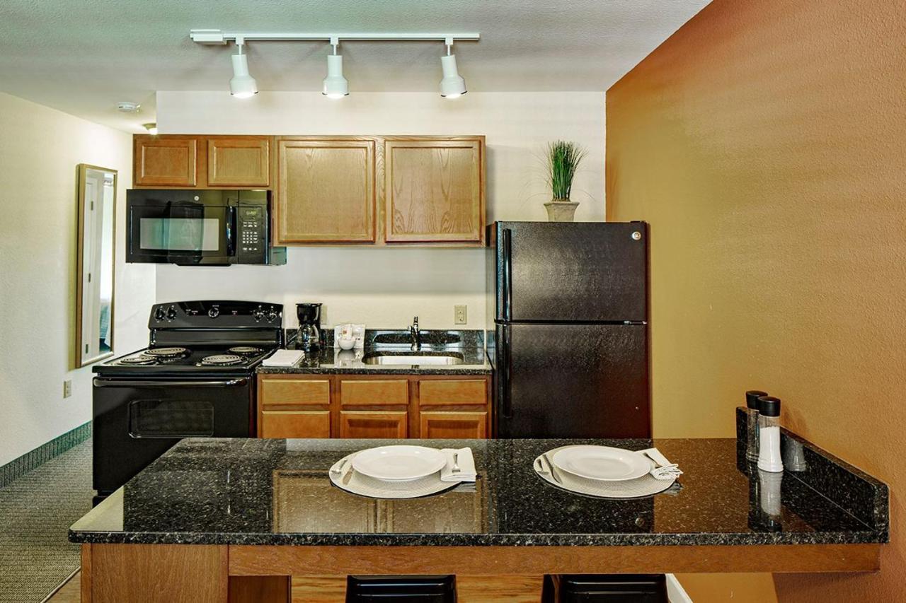 Affordable Suites มัวร์สวิลล์ ภายนอก รูปภาพ
