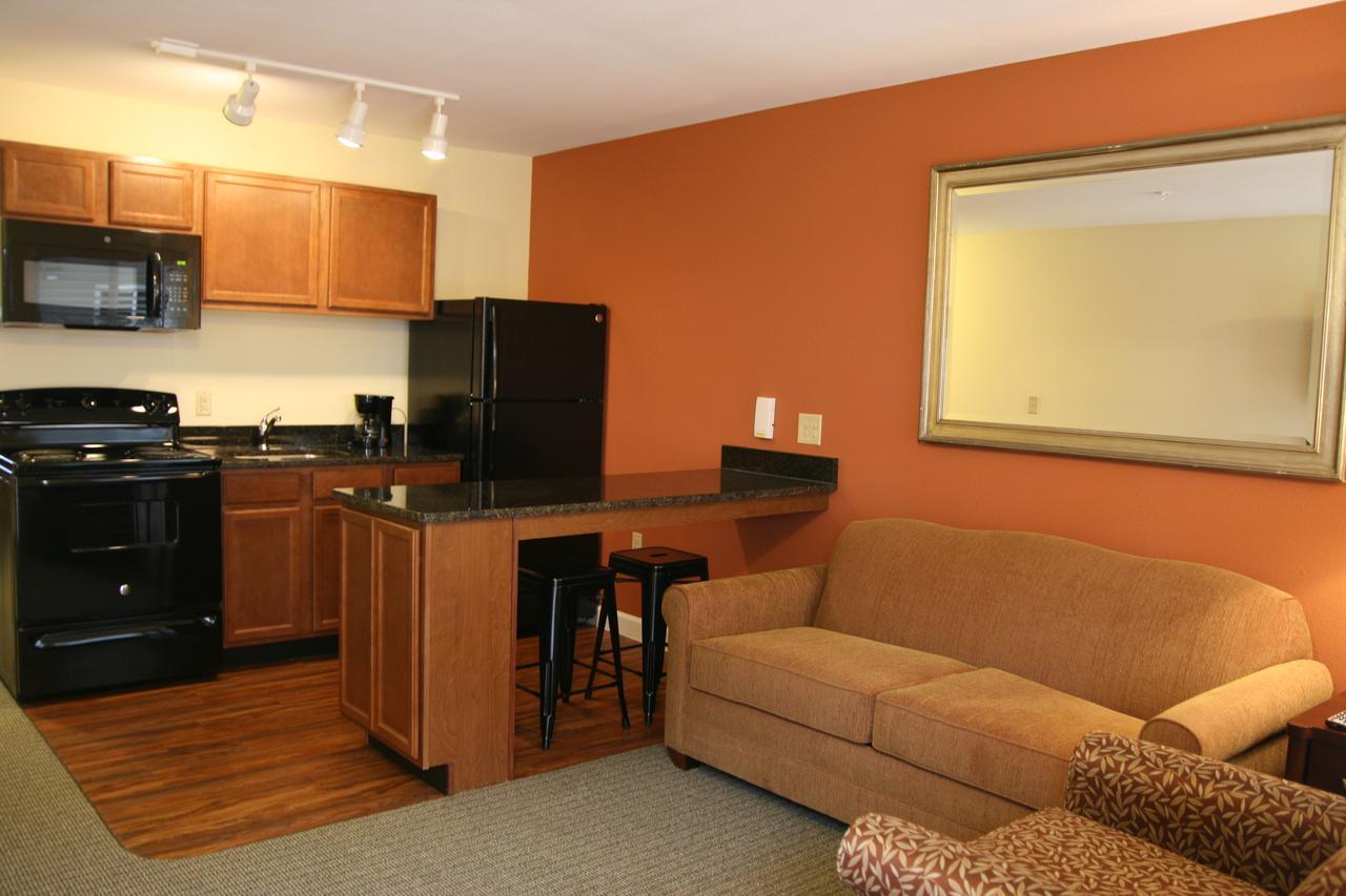 Affordable Suites มัวร์สวิลล์ ภายนอก รูปภาพ
