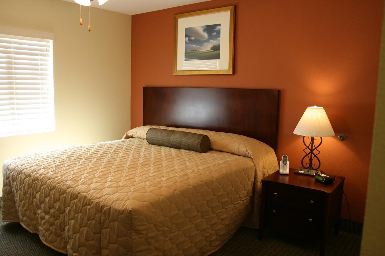 Affordable Suites มัวร์สวิลล์ ภายนอก รูปภาพ